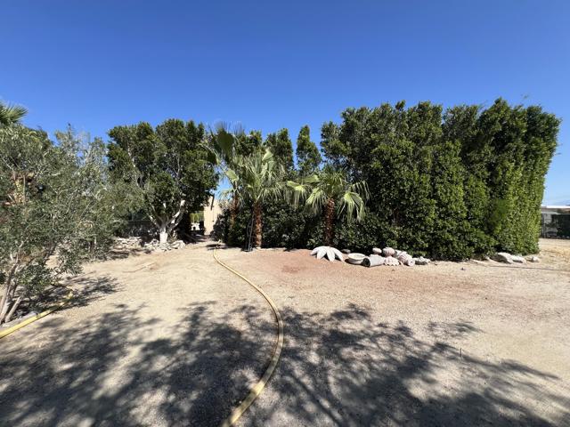 21130 Hot Springs Road, Desert Hot Springs CA: https://media.crmls.org/mediaz/8ae77015-0bf3-4a35-958e-221eb266f3f3.jpg