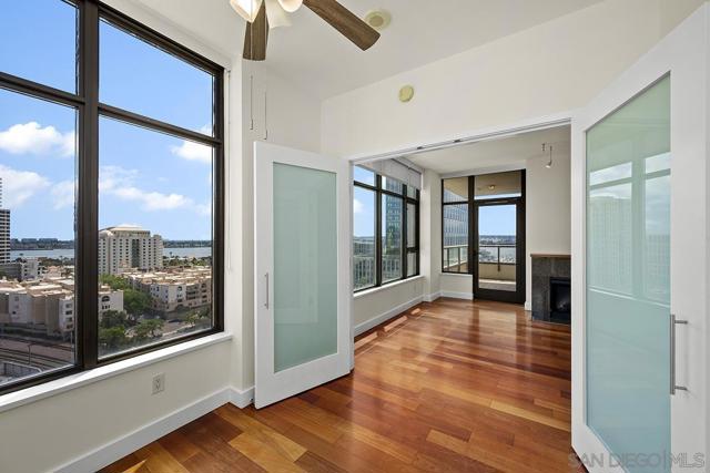 700 W E Street, San Diego CA: https://media.crmls.org/mediaz/8ae79780-474d-435f-b6fd-4f00be7b3523.jpg