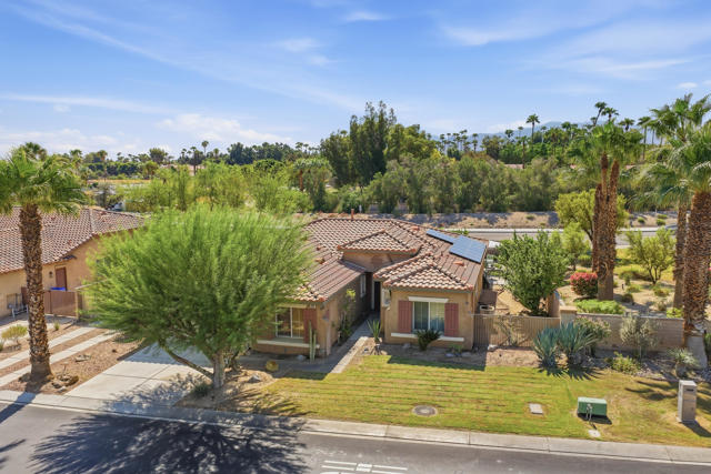 895 Ventana, Palm Springs, CA 92262