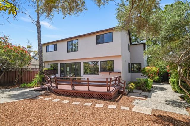 354 Port Royal Avenue, Foster City CA: https://media.crmls.org/mediaz/8ae84bf0-b813-4ada-a78e-9452dd2e805e.jpg