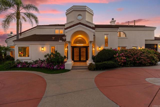 Detail Gallery Image 4 of 46 For 7327 El Fuerte St, Carlsbad,  CA 92009 - 5 Beds | 4/1 Baths