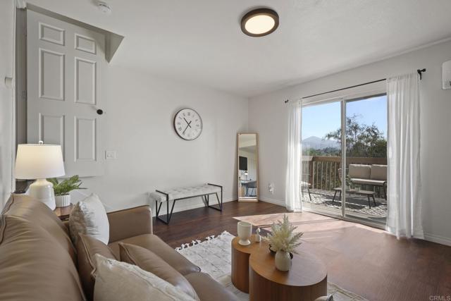575 Otay Lakes Rd, Chula Vista CA: https://media.crmls.org/mediaz/8ae9a918-8c87-4f8e-a411-d77058d180b2.jpg