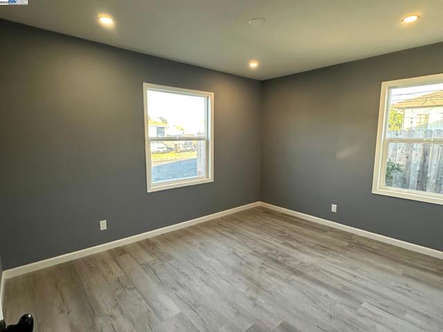 2441 Glenlock St, San Pablo CA: https://media.crmls.org/mediaz/8aeb0176-540a-46b9-afb5-c1cd955110b4.jpg