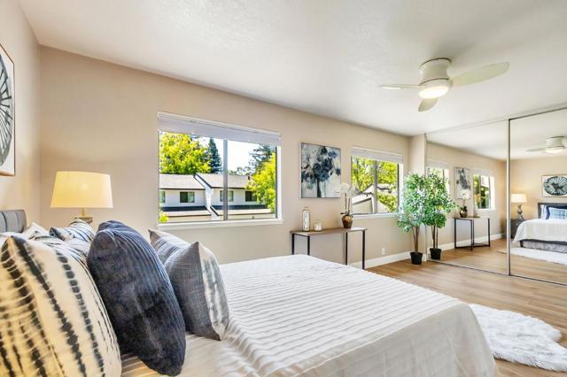 105 Strathmore Place, Los Gatos CA: https://media.crmls.org/mediaz/8aeb883a-31a1-42e4-978c-5f13dac5fbee.jpg