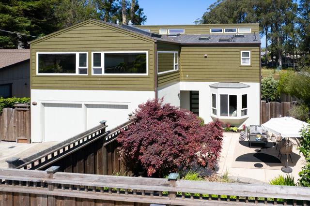 143 Moran Way, Santa Cruz CA: https://media.crmls.org/mediaz/8aed7a26-ecf2-4c40-a48a-f30b12d80fb0.jpg