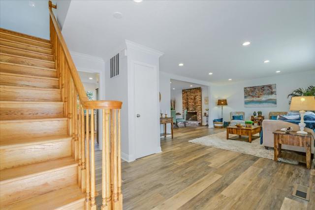621 Monterey Avenue, Capitola CA: https://media.crmls.org/mediaz/8aee39c2-17cc-4f9e-bd85-aad6393f1dbe.jpg