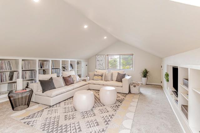 1030 Etheldore Street, Moss Beach CA: https://media.crmls.org/mediaz/8aeeb7bb-3d68-4eef-b380-10ae6806a700.jpg
