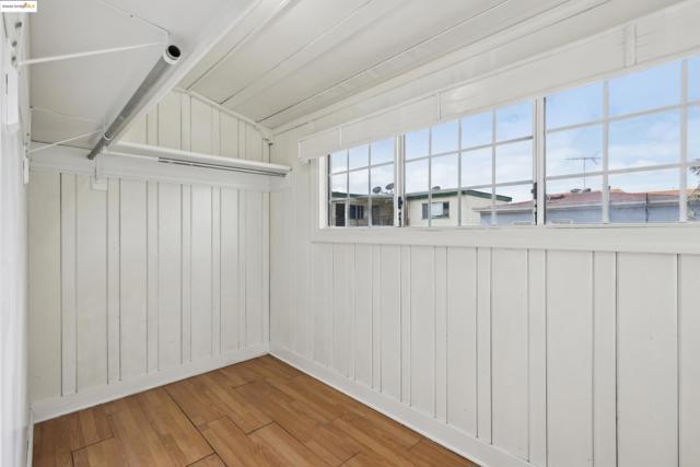 3064 E 15Th St, Oakland CA: https://media.crmls.org/mediaz/8aef7cb9-1e8f-40df-be1e-14210aa3225c.jpg