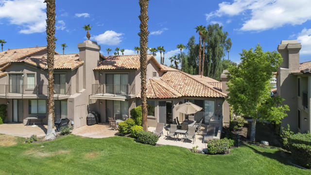 38019 Crocus Lane, Palm Desert CA: https://media.crmls.org/mediaz/8af02410-be14-4fc8-9507-cd4048e080d6.jpg