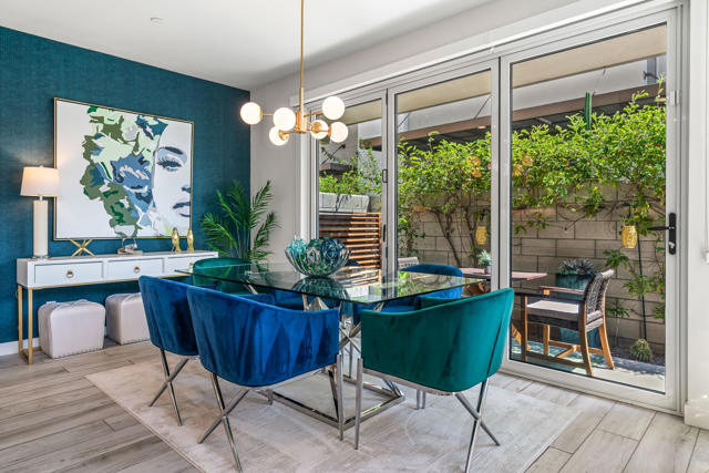 176 Vibe Way, Palm Springs CA: https://media.crmls.org/mediaz/8af11417-a929-4f26-8c7c-f69795724225.jpg