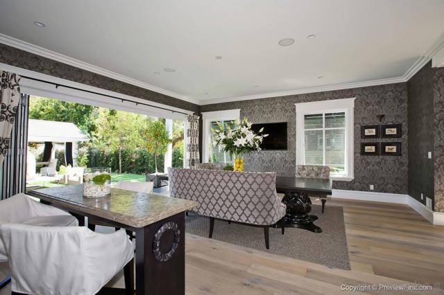 1105 F Avenue, Coronado CA: https://media.crmls.org/mediaz/8af1486c-cb54-4337-ba32-239bf716a43b.jpg