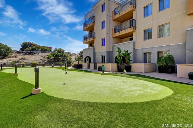 3877 Pell PL, San Diego CA: https://media.crmls.org/mediaz/8af1e832-e4f7-4997-8c4d-afe4375cbc71.jpg