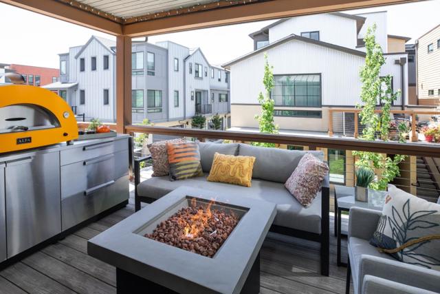 15117 Shore Drive, Los Gatos CA: https://media.crmls.org/mediaz/8af1f94c-e877-4104-bd51-fa927e14f24f.jpg