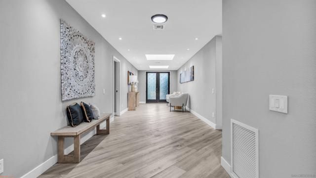 53 Colgate Dr, Rancho Mirage CA: https://media.crmls.org/mediaz/8af35c25-6c9d-42a2-b072-2c22e8833b8c.jpg