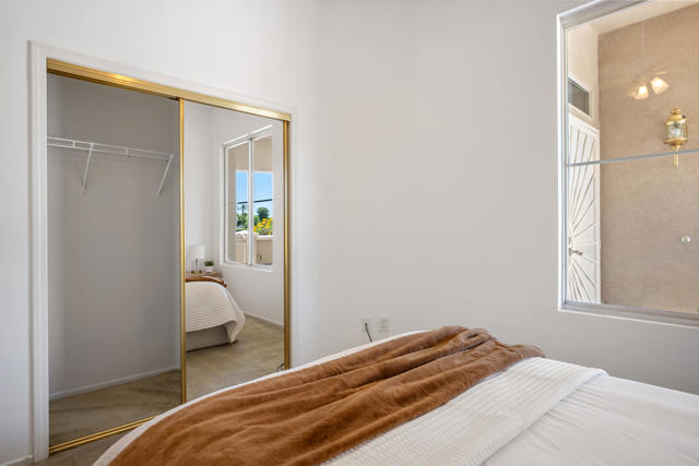 44010 Royal Troon Drive Drive, Indio CA: https://media.crmls.org/mediaz/8af37c67-42ac-4657-b1a5-b14cdf8a2407.jpg