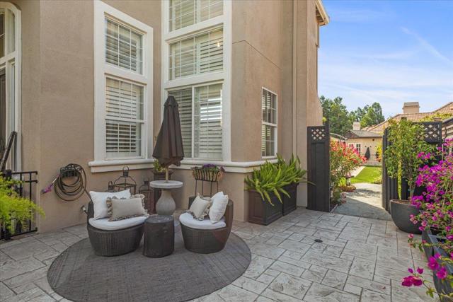 834 English Walnut Way, Morgan Hill CA: https://media.crmls.org/mediaz/8af3f969-8df7-43e2-94ae-b3be4ffb2b84.jpg