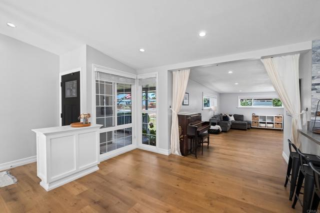 Detail Gallery Image 19 of 36 For 9341 Fermi Ave, San Diego,  CA 92123 - 3 Beds | 2 Baths