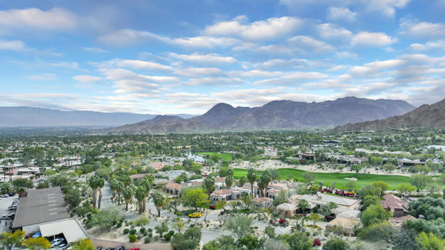 49305 Highway 74, Palm Desert CA: https://media.crmls.org/mediaz/8af5c247-13d5-4e38-8e4d-0e847ddea4a8.jpg