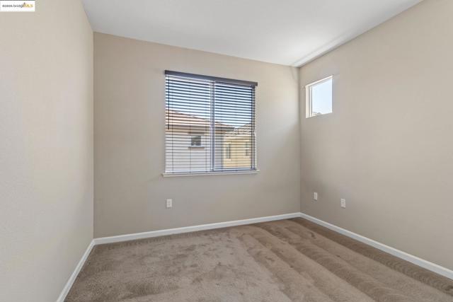 2218 Toscana Dr, Pittsburg CA: https://media.crmls.org/mediaz/8af68d50-4b91-4ae6-b3a6-b6357333cf98.jpg