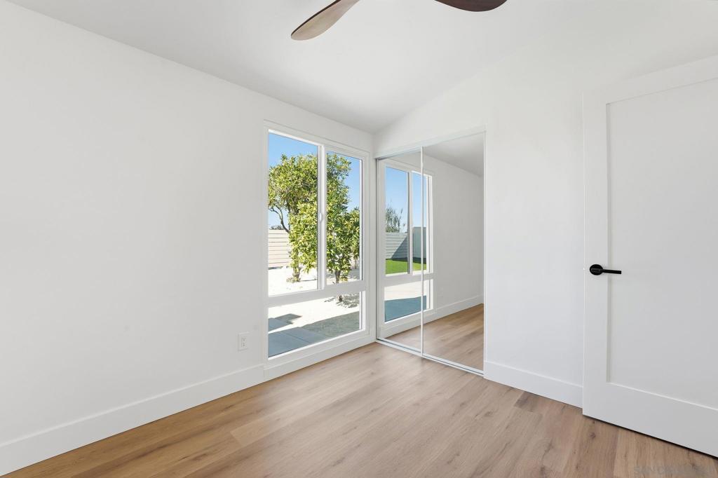 MLS #250043524SD image #16