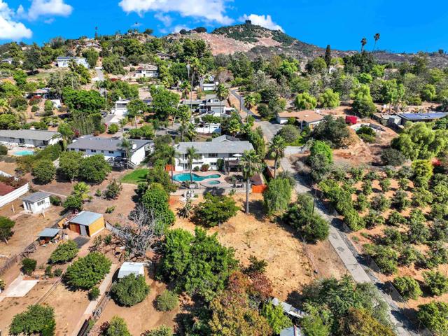 1451 Pine Vista Rd, Escondido, California 92027, 5 Bedrooms Bedrooms, ,3 BathroomsBathrooms,Single Family Residence,For Sale,Pine Vista Rd,240022883SD