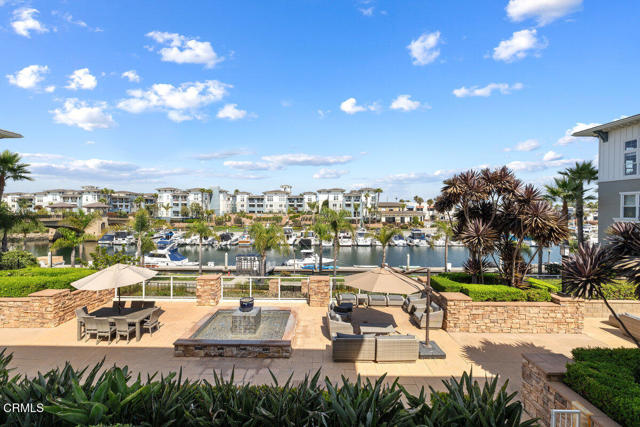 Detail Gallery Image 3 of 30 For 1544 Seabridge Ln, Oxnard,  CA 93035 - 2 Beds | 2 Baths