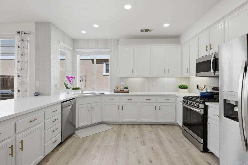 225 Vineyard Ct.