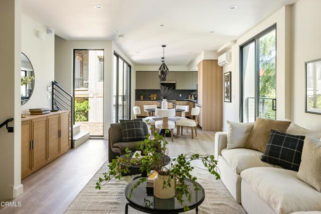 Detail Gallery Image 9 of 31 For 506 N Sycamore Ave, Los Angeles,  CA 90036 - 3 Beds | 3 Baths