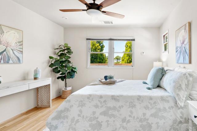 206 Bayview Court, Aptos CA: https://media.crmls.org/mediaz/8af8895b-d615-442c-9036-d78bddb502c4.jpg