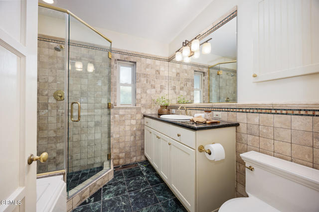 Detail Gallery Image 25 of 63 For 1480 Vista Ln, Pasadena,  CA 91103 - 3 Beds | 2 Baths