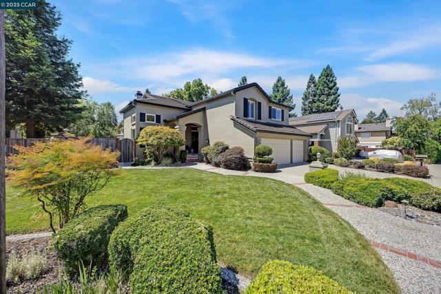100 Chadbourne Dr, Danville CA: https://media.crmls.org/mediaz/8af9c733-d88b-4738-a0cf-96549d4a6d16.jpg
