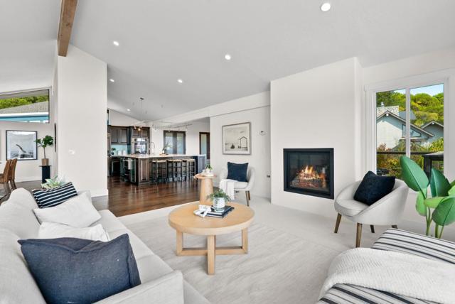 190 Driftwood Court, Aptos CA: https://media.crmls.org/mediaz/8afa0fa6-6cb2-40f7-8526-35fca1257009.jpg