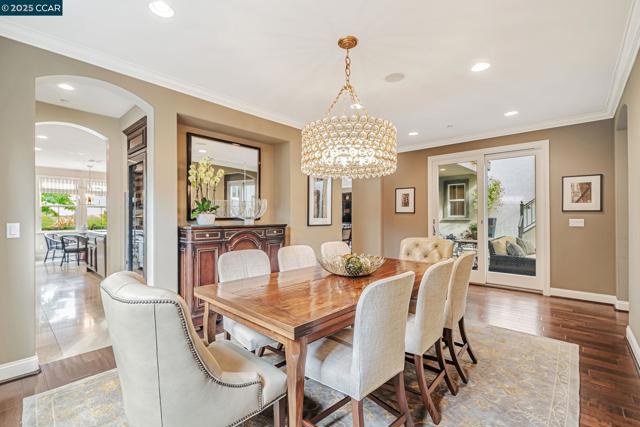 120 Tamarind Ln, Danville CA: https://media.crmls.org/mediaz/8afb032e-1442-48fe-9825-5a3a9242fc78.jpg
