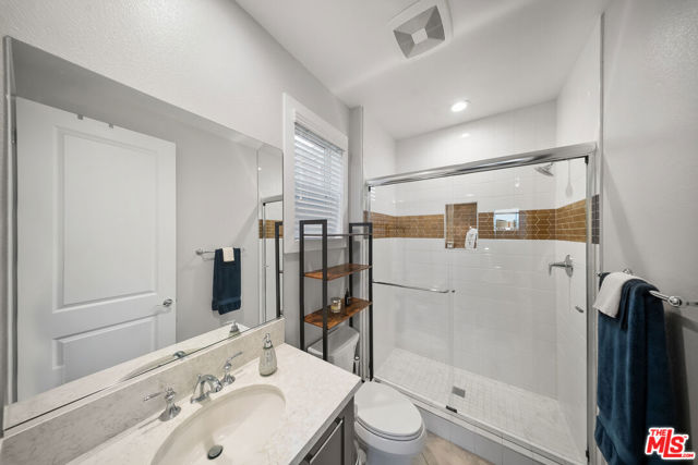 20643 W Wood Rose Court, Porter Ranch CA: https://media.crmls.org/mediaz/8afd314f-0c58-4985-bb2e-50b7299447af.jpg
