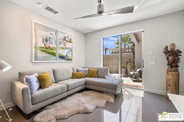 1449 N Via Miraleste, Palm Springs CA: https://media.crmls.org/mediaz/8afd3c9a-dd80-42fb-9b02-7c8db0595463.jpg