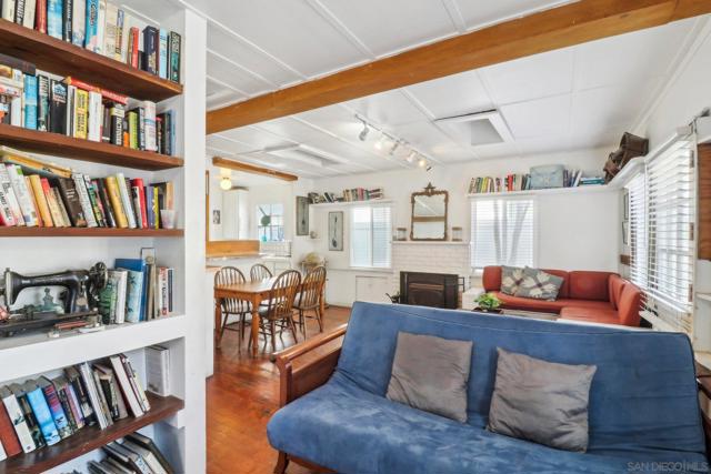 719 Jersey Ct, San Diego CA: https://media.crmls.org/mediaz/8afe40ba-b34f-4d65-935a-0c5aae83d540.jpg