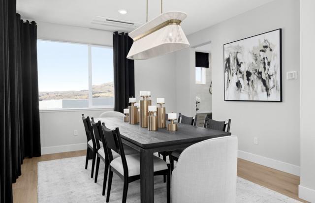 622 Chamise Way, Milpitas CA: https://media.crmls.org/mediaz/8aff7c0e-1a39-4bcb-b045-d517bbe40432.jpg