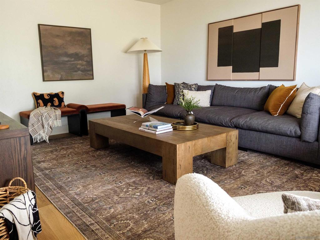 MLS #250033316SD image #10