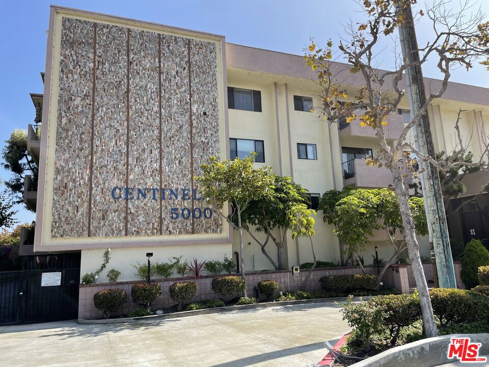 5000 S Centinela Avenue #236