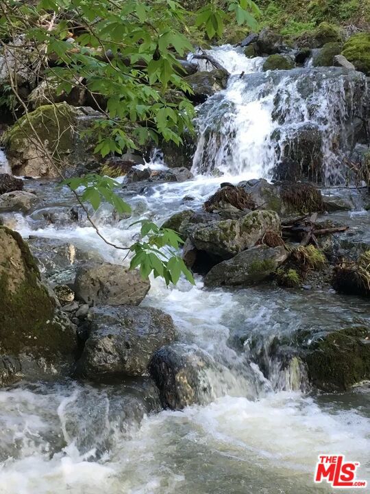 20799 Highway 128, Yorkville CA: https://media.crmls.org/mediaz/8b002f7a-4d8c-4b0d-8fcc-c1b4a08406b7.jpg