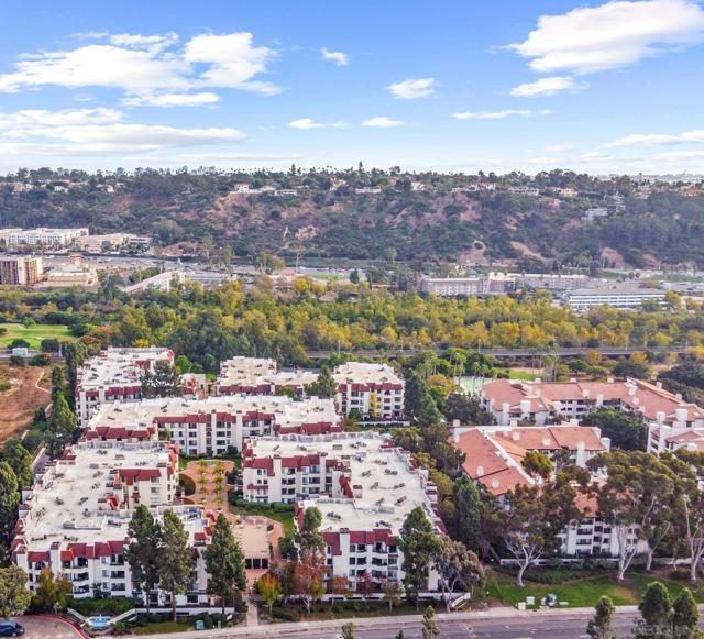 5845 Friars Rd, San Diego CA: https://media.crmls.org/mediaz/8b00f77d-6f0c-4a37-9fb2-0614124a65b8.jpg