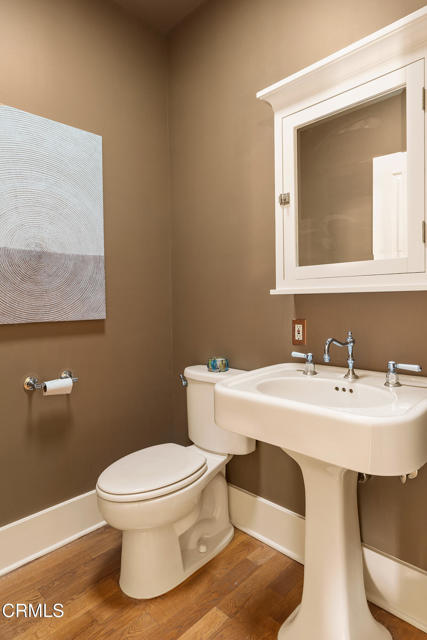 Detail Gallery Image 14 of 34 For 1030 Adelaine Ave, South Pasadena,  CA 91030 - 4 Beds | 3 Baths