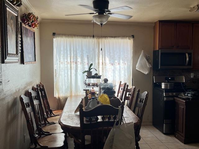 493 Tiburon Place, Soledad CA: https://media.crmls.org/mediaz/8b01eaf1-6805-4d20-92ab-82d03ec61e22.jpg