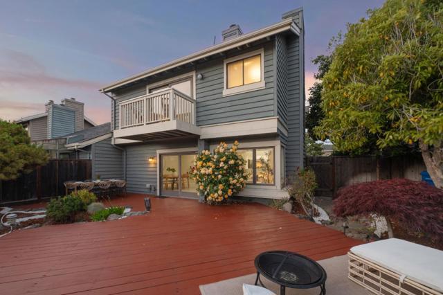 122 Purcell Drive, Alameda CA: https://media.crmls.org/mediaz/8b03873e-2c9e-4ef8-a069-9eed4bd16d5a.jpg