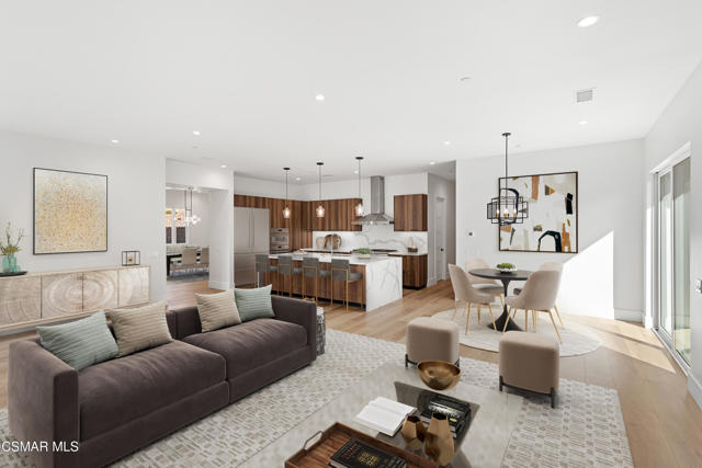 361 Toyon Court, Thousand Oaks CA: https://media.crmls.org/mediaz/8b03f03e-e63f-455e-8088-f73c68c784c5.jpg