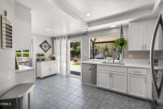 1684 San Joaquin Avenue, Ventura CA: https://media.crmls.org/mediaz/8b0407db-bf24-44b8-ac07-04c32eb3bdd9.jpg