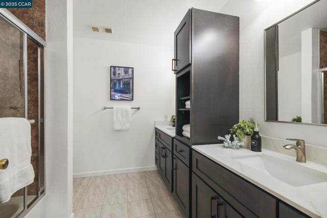 39993 Fremont Blvd, Fremont CA: https://media.crmls.org/mediaz/8b041f7d-8fd8-4cc4-9149-09f9b8e3f828.jpg