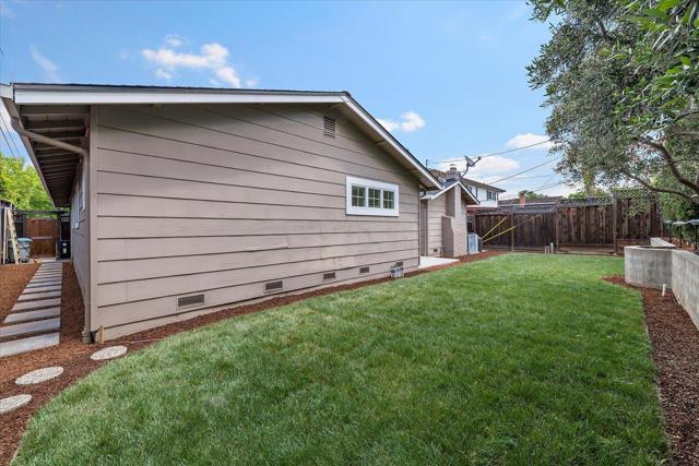 1826 Harris Avenue, San Jose CA: https://media.crmls.org/mediaz/8b045b0d-5a3e-4ecf-aae1-9b7de645c100.jpg