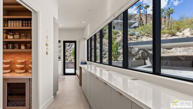 2481 Cahuilla Hills Drive, Palm Springs, CA 92264