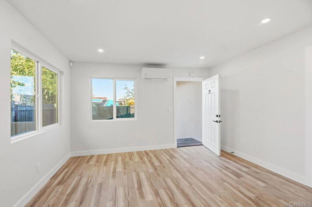 4542 Polk Avenue - photo 3